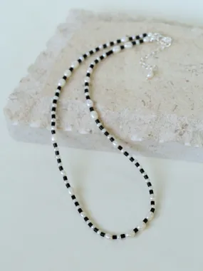 Dark Tide Black and White Pearl Necklace