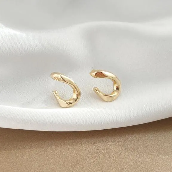 Gold Teardrop Minimal Invisible Clip On Earrings