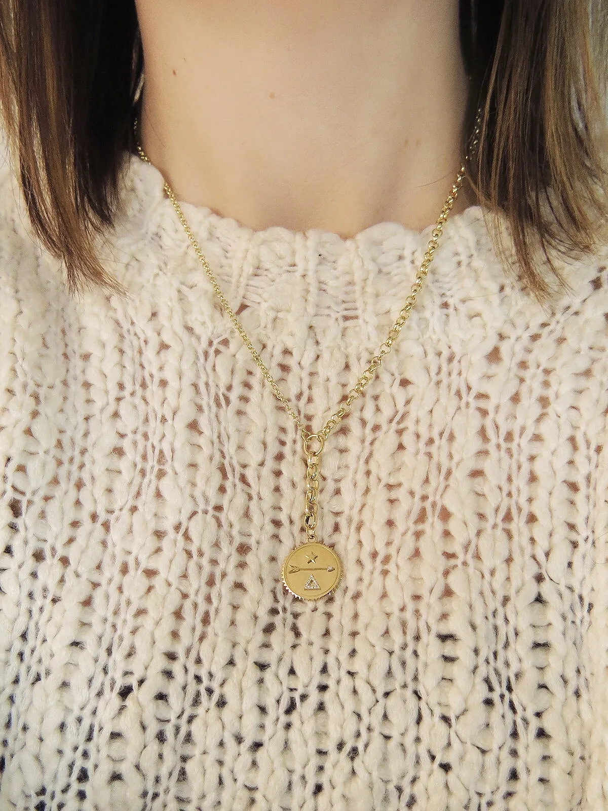 Medium Dream Medallion On Mixed Belcher Necklace