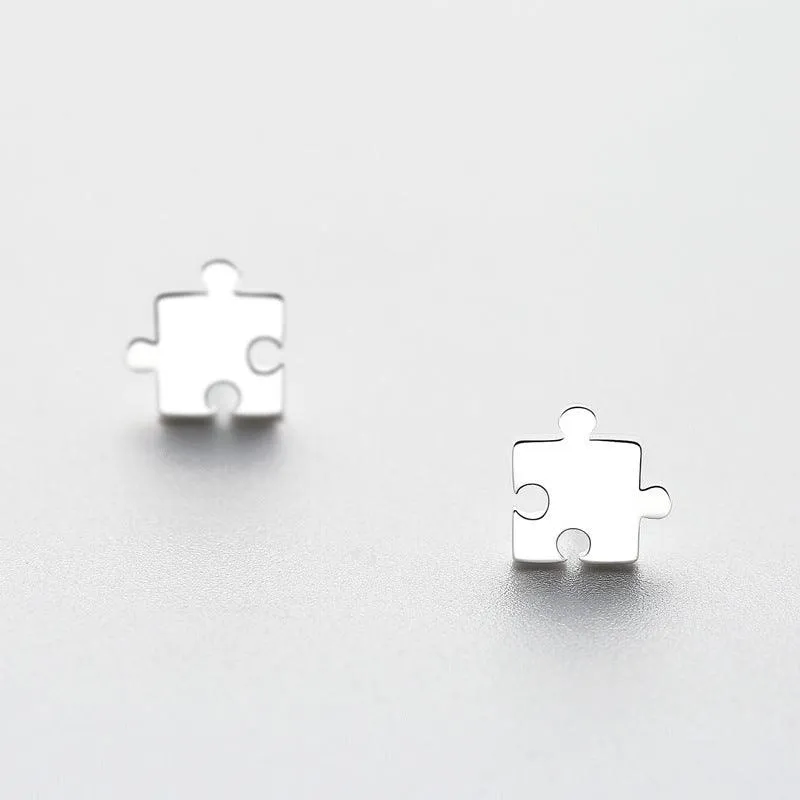 Minimal Puzzle Studs